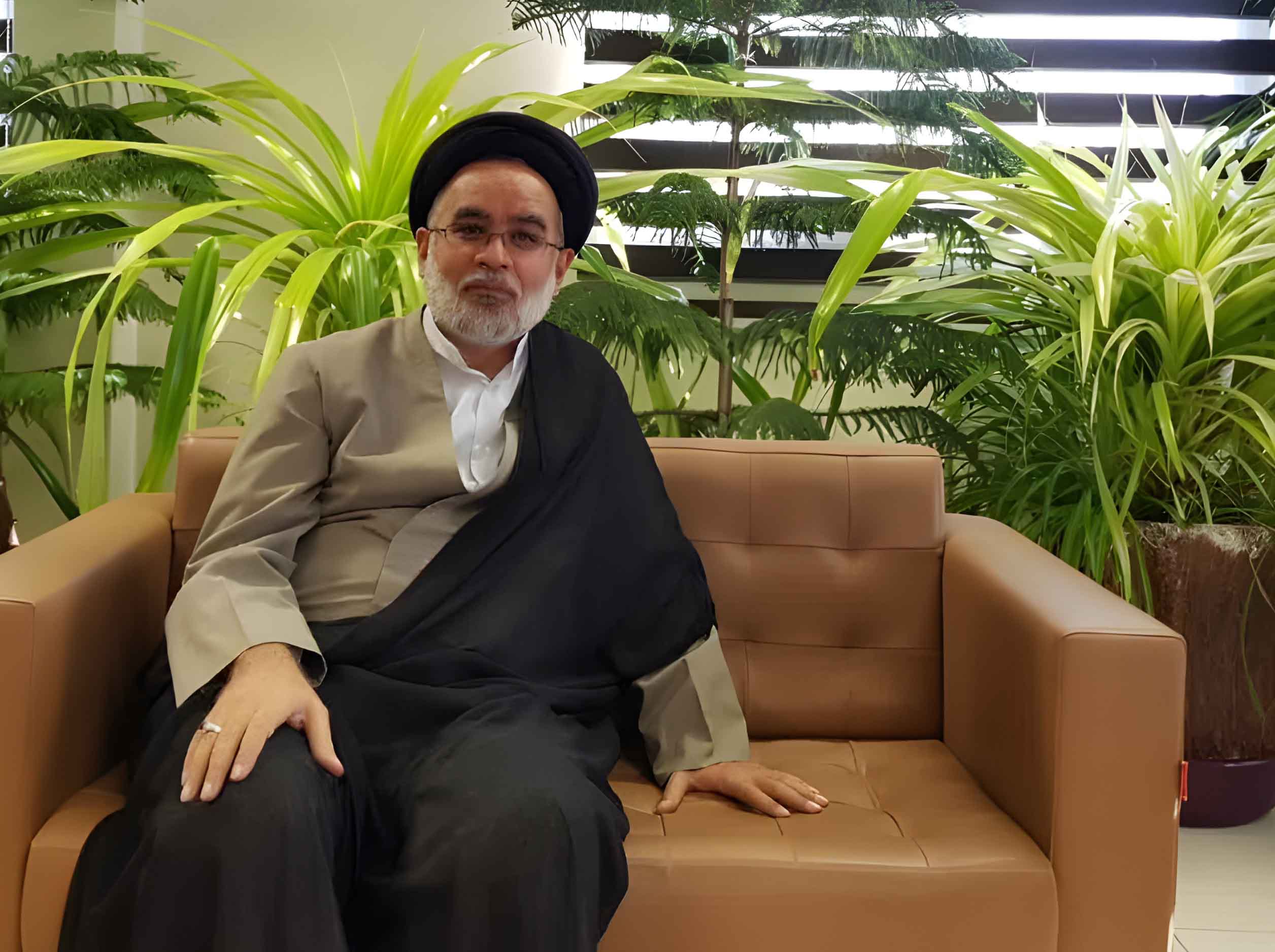 دکتر سید غلامرضا موسوی