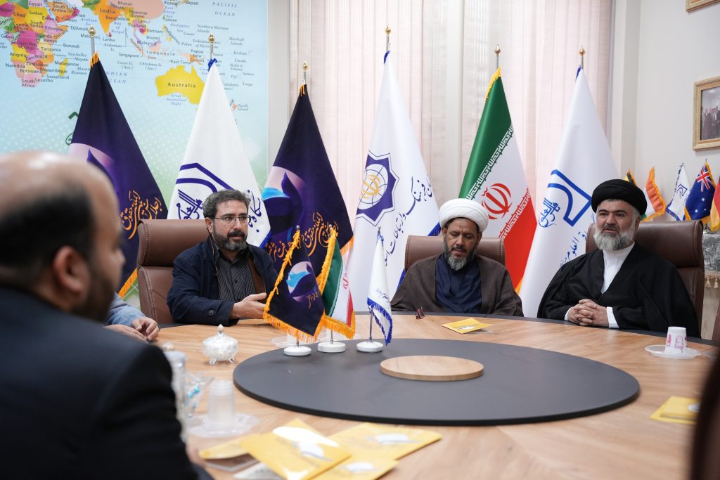 امضای توافق همکاری مشترک دانشگاه باقرالعلوم(ع) با مرکز علامه حلی آستان قدس حسینی(ع)