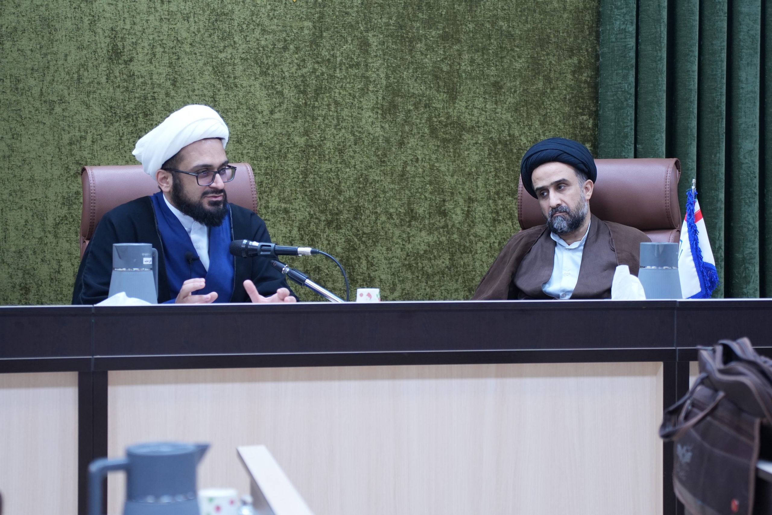 نشست علمی «بررسی پیامدهای اجتماعی افزایش نرخ ارز» در دانشگاه باقرالعلوم(ع) برگزار شد