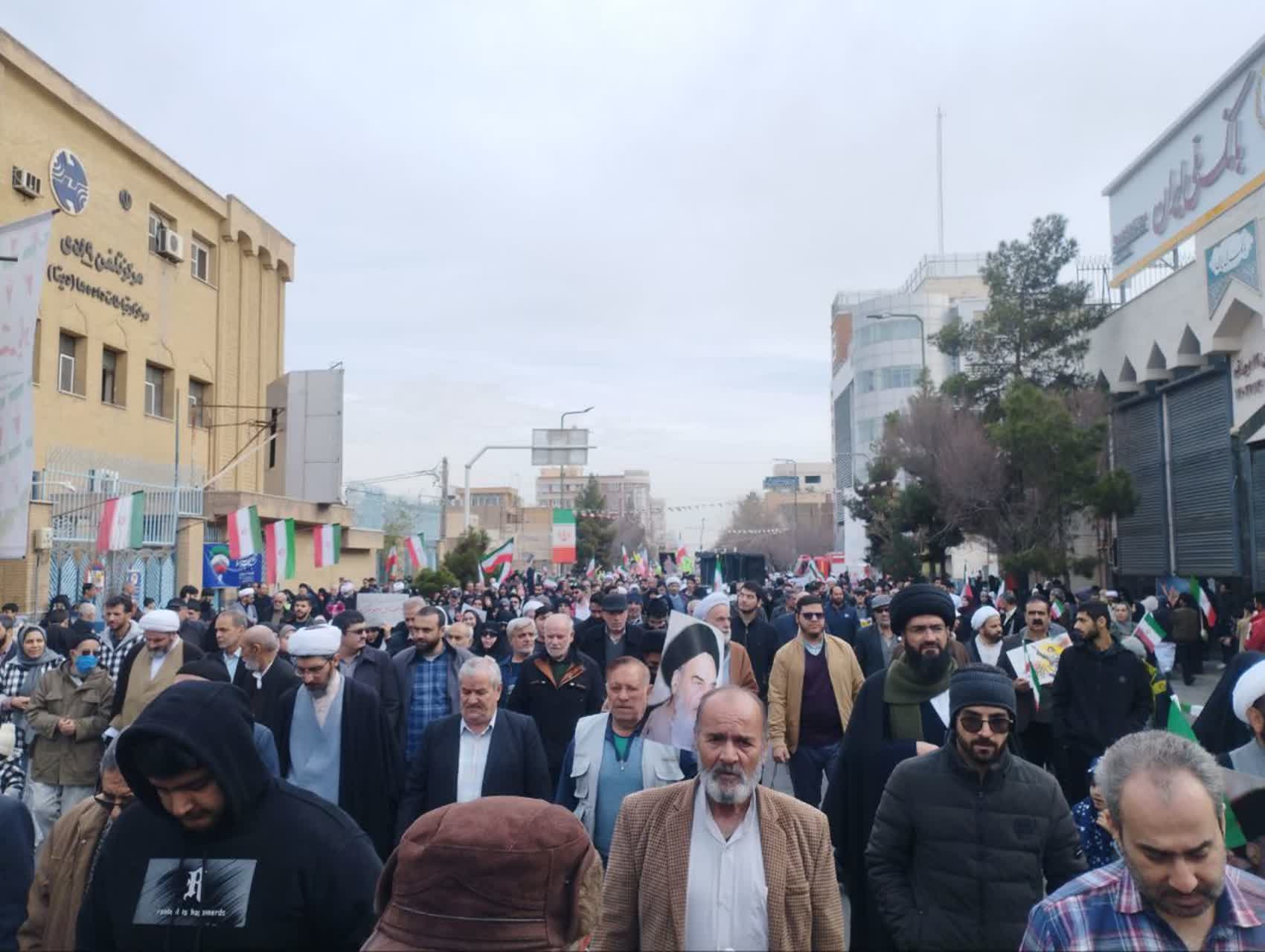 وقتی مردم «ما» می‌شوند؛ پاره‌روایت‌هایی از یک حضور